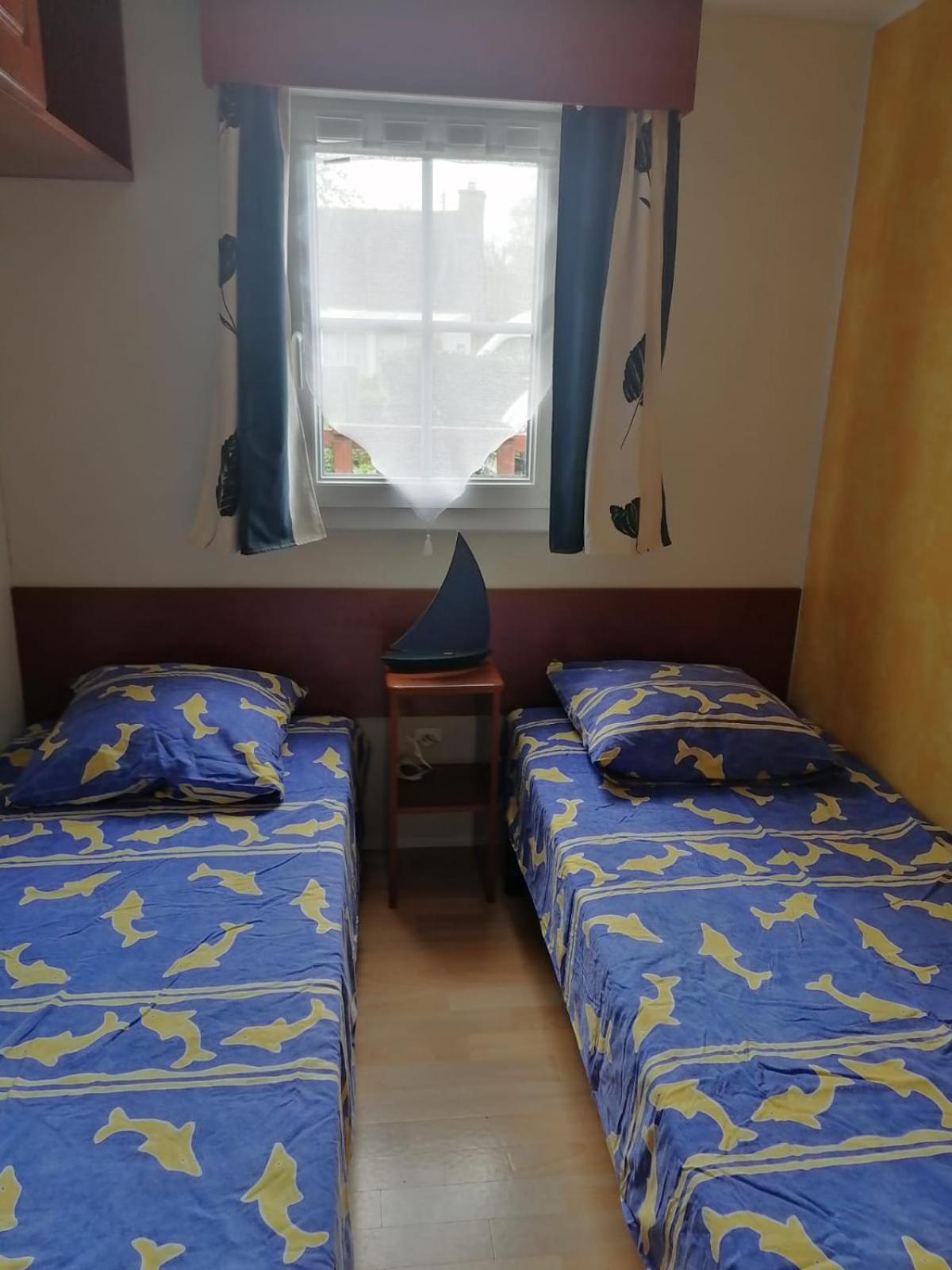 Mobil-Home Dans Camping Municipal Kermaria-Sulard Zewnętrze zdjęcie